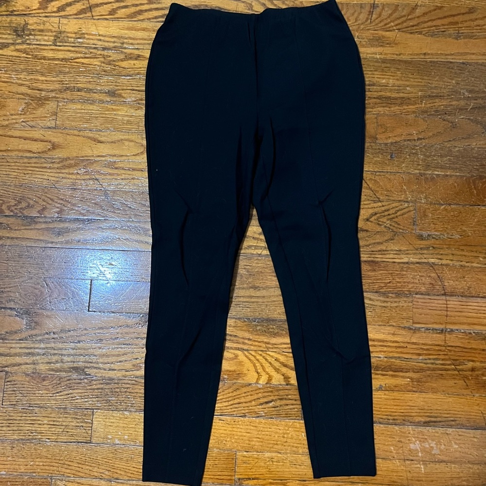 High rise pointe leggings. Worn once.